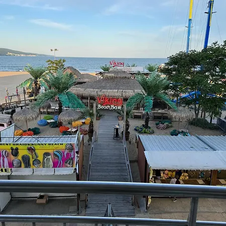 アパート Spacious Beachfront - Kaya