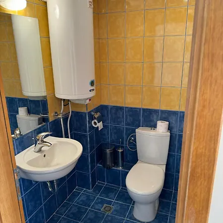 アパート Spacious Beachfront - Kaya *