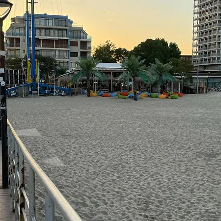 Spacious Beachfront - Kaya Apartment Slantschew brjag