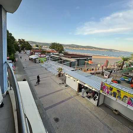 Spacious Beachfront - Kaya * サニービーチ